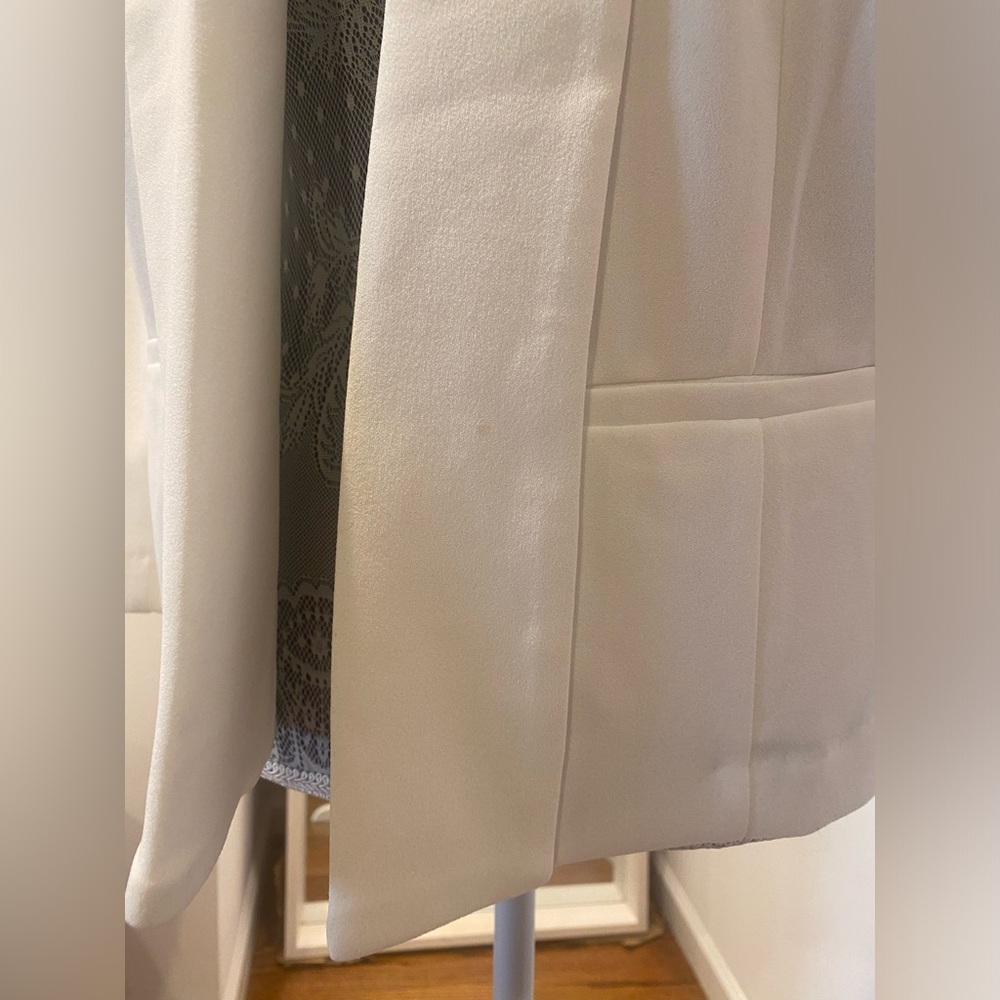Anne Klein White Crepe Blazer - Picture 6 of 10